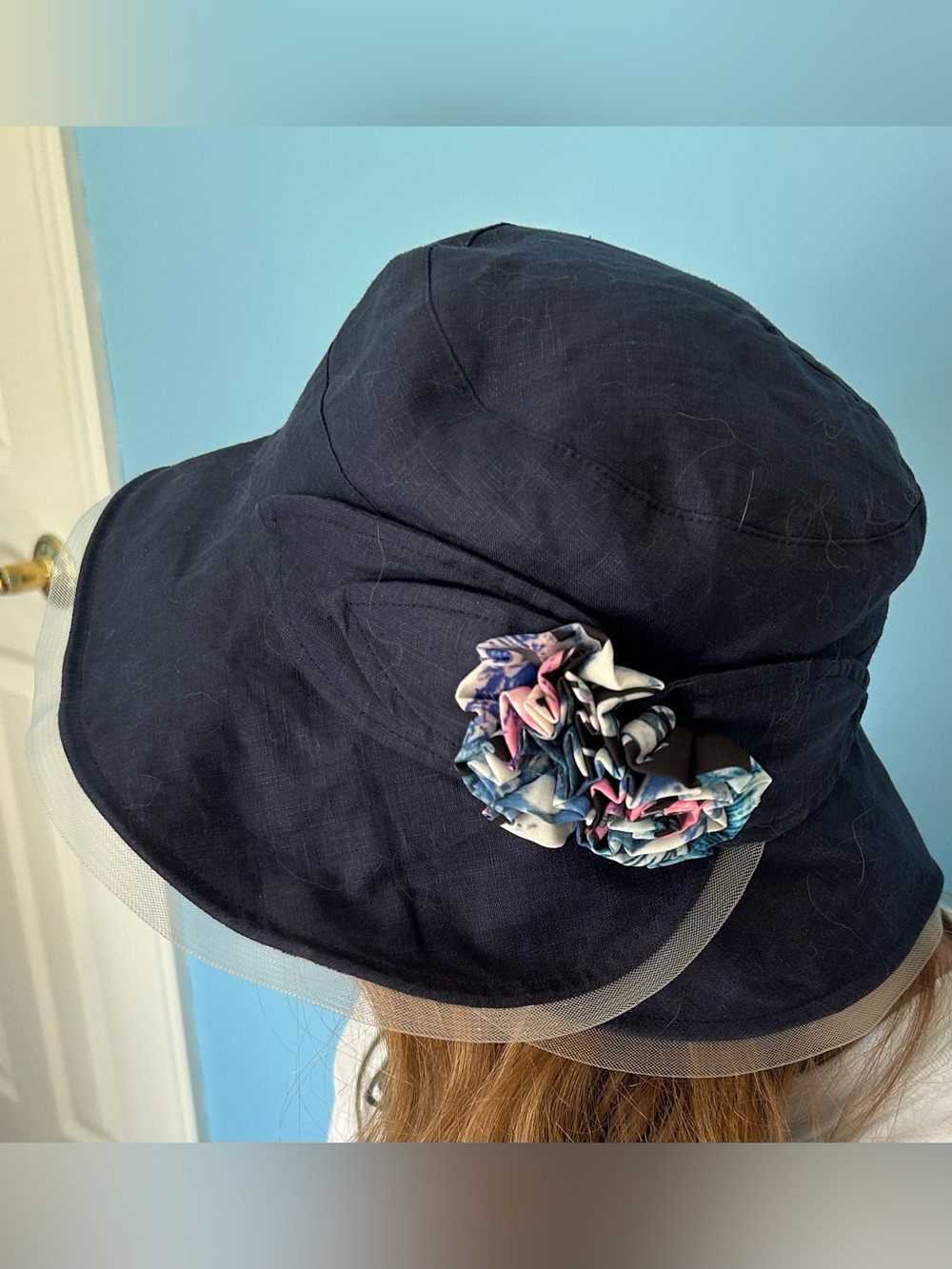 “Siggi” Navy Bucket Hat w 3.5” Brim lined w Pink, Blue & White Lining.